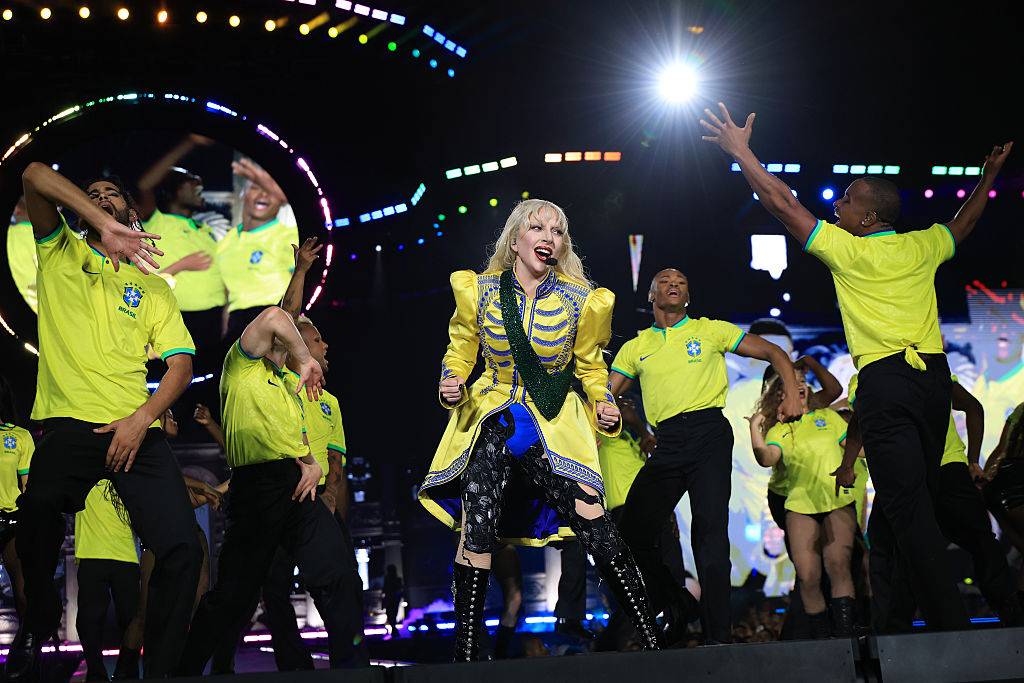RIO DE JANEIRO, BRASIL - 3 DE MAIO: Lady Gaga se apresenta na Praia de Copacabana em 3 de maio de 2025, no Rio de Janeiro, Brasil. (Foto de Kevin Mazur/WireImage para a Live Nation)

