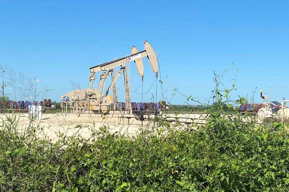 Campo de petróleo no Condado de Karnes, Texas, EUA
18/05/2020
REUTERS/Jennifer Hiller