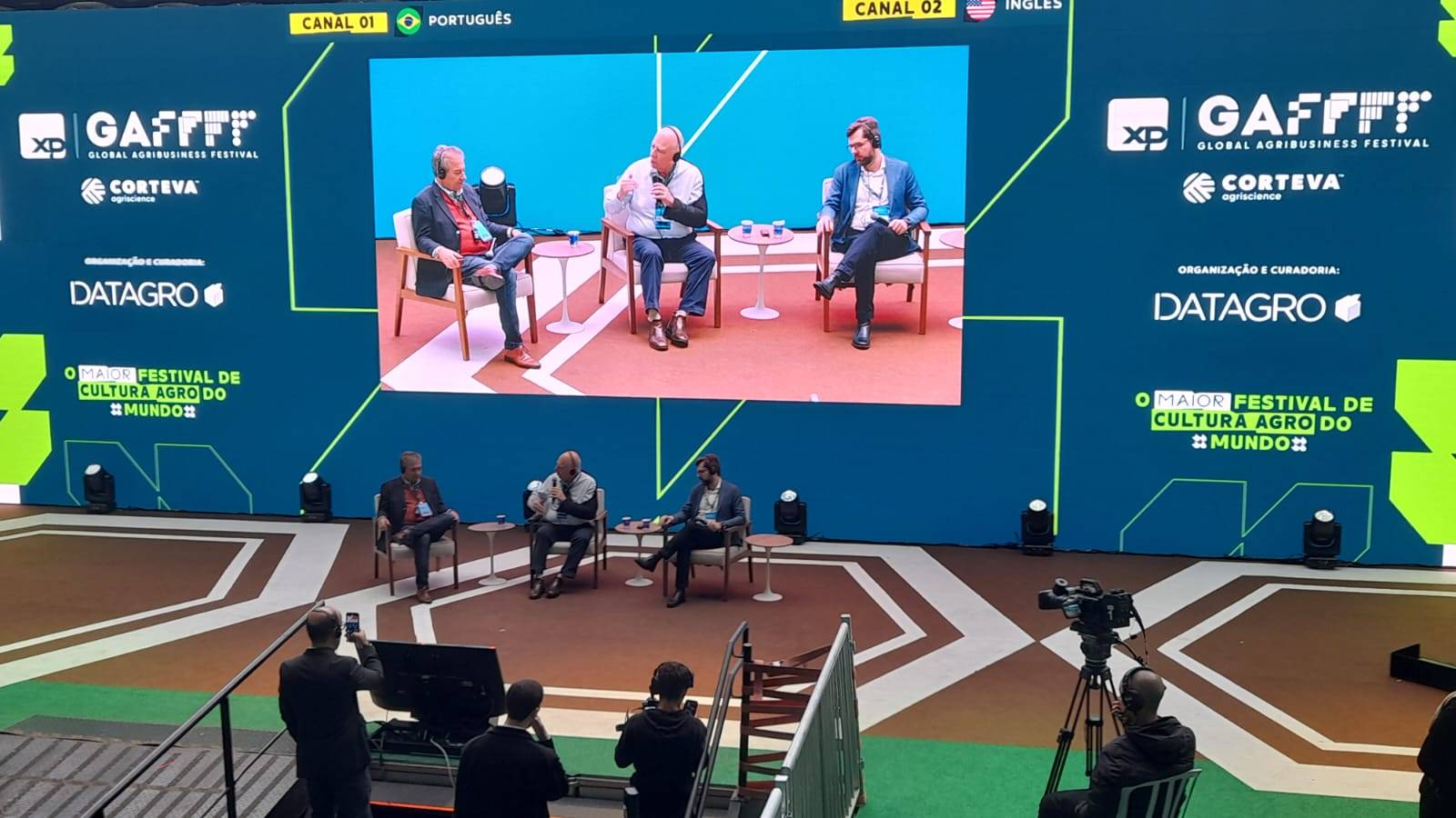 Painel "Agro na COP 30" contou com a presença de Marcello Brito (Tropical Forest Alliance) e Leonardo Mercante (Suzano), sendo mediada pelo deputado federal Arnaldo Jardim.