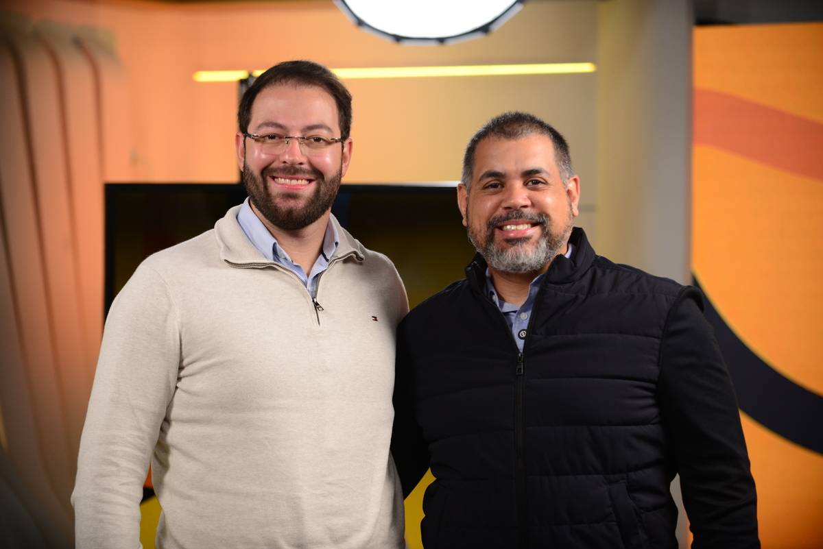 Marx Gonçalves, apresentador do Liga de FIIs, e Professor Mira. Foto:Reprodução.