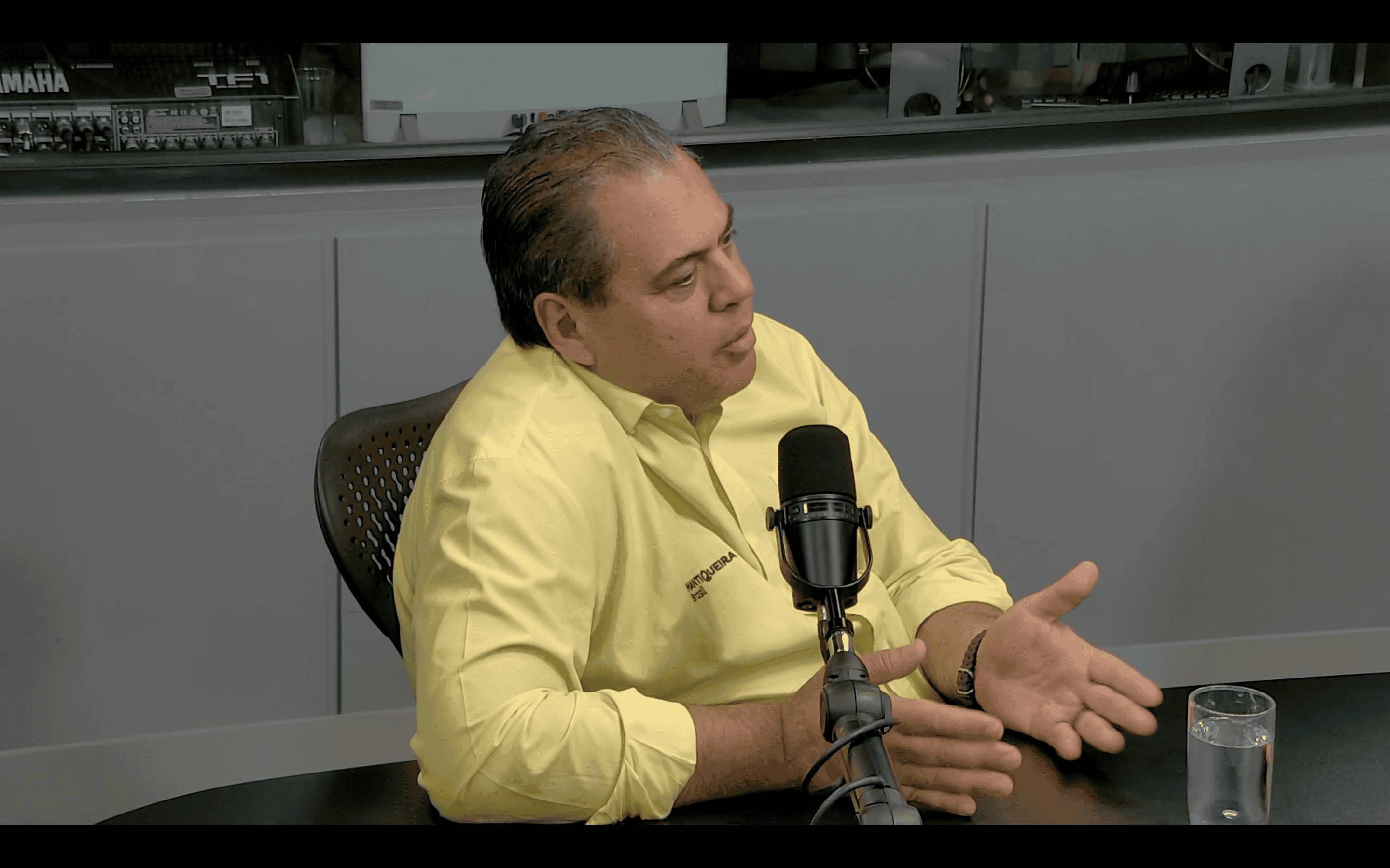 O fundador da Mantiqueira, Leandro Pinto, em participação no podcast Raiz do Negócio, sua estrada entre o campo e a Faria Lima, parceria entre InfoMoney e The AgriBiz (Foto: Reprodução/RDN)
