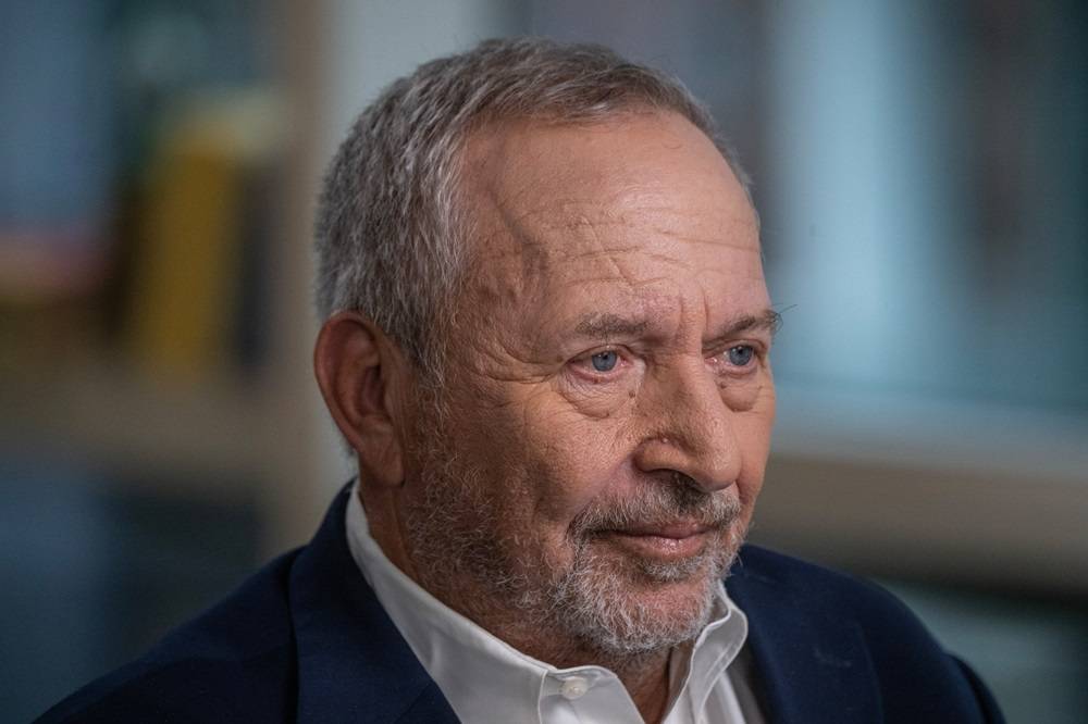 Larry Summers (Bloomberg)