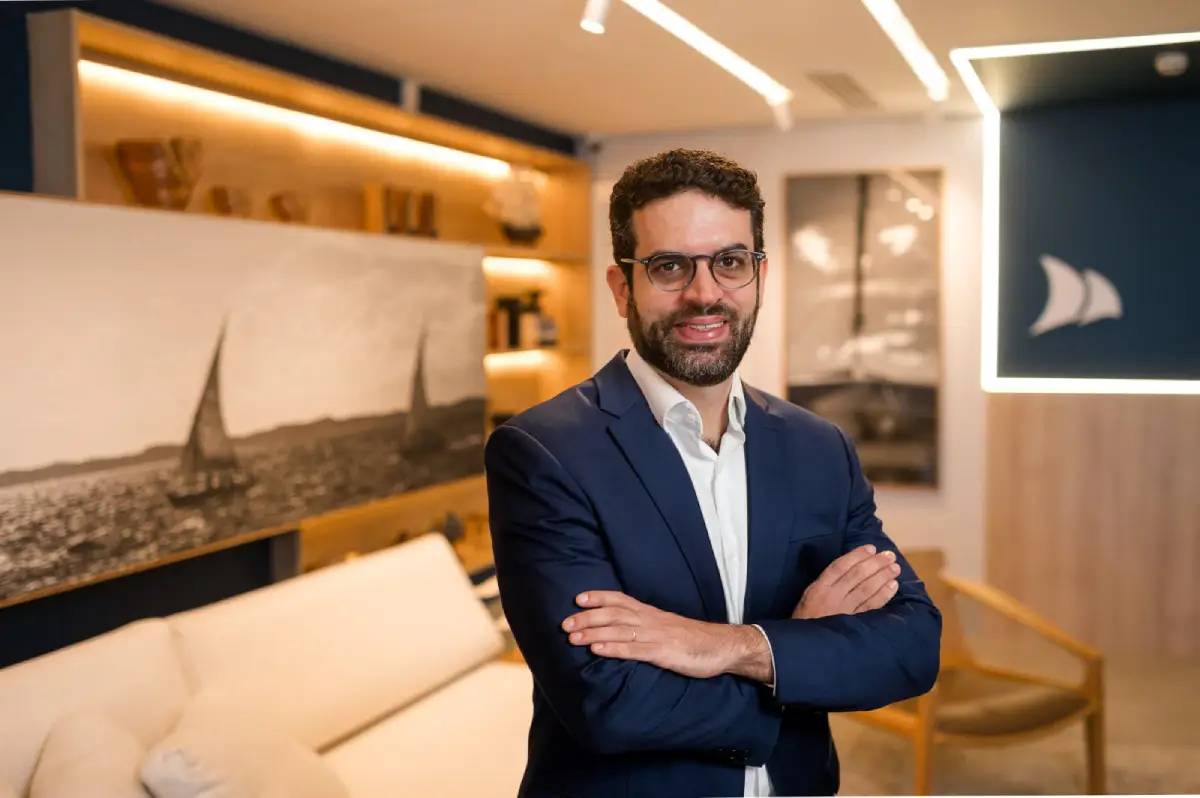 A imagem traz o economista-chefe da Pequod, Diogo Almeida.