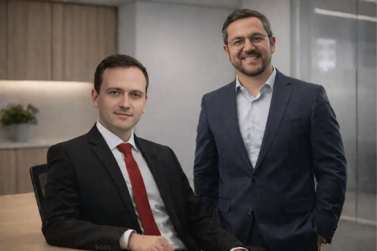 Victor Montezuma, diretor-geral da Suno Consultoria e Gian Kojikovski, CEO da Suno 


