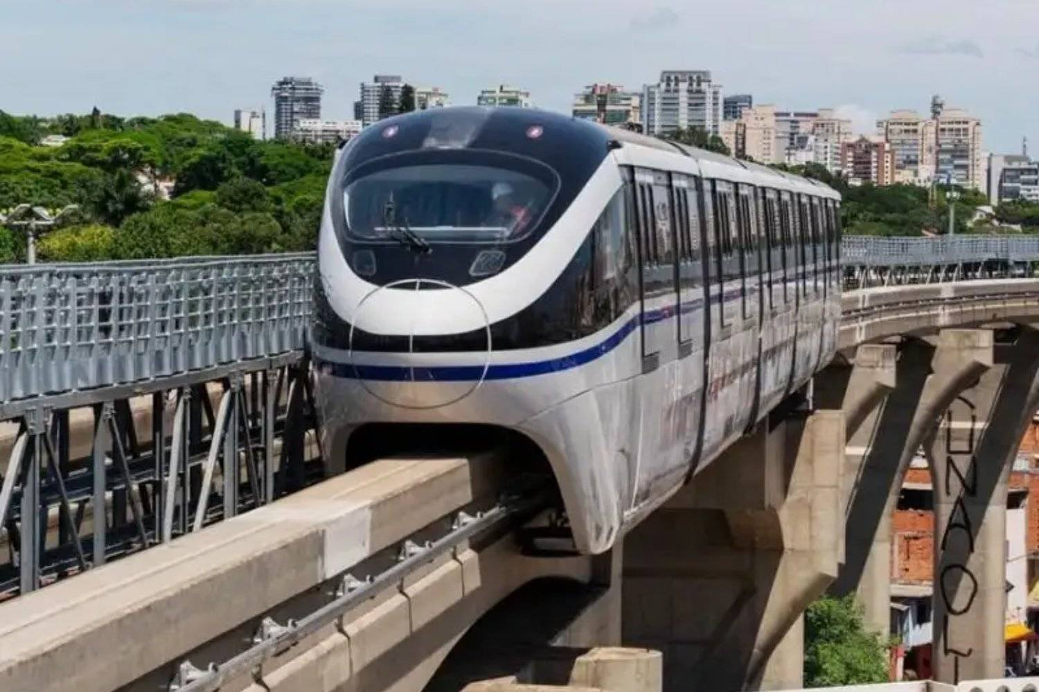Trem da Linha 17-Ouro (GESP)