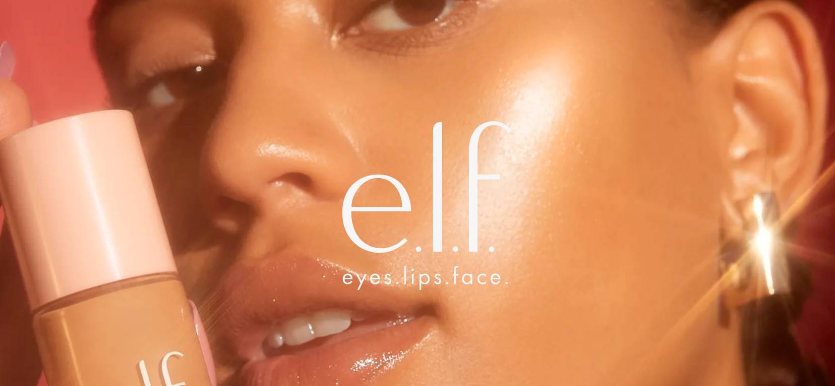 Anúncio da marca e.l.f. Cosmetics, que teve entre seus criadores Scott Vincent Borba; ele largou o negócio e virou padre (Foto: Reprodução/e.l.f. Cosmetics)
