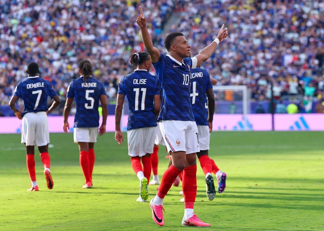 30 de junho de 2026 - Kylian Mbappé comemora após marcar gol no jogo contra a Suécia. Foto: IMAGN IMAGES via Reuters/Vincent Carchietta