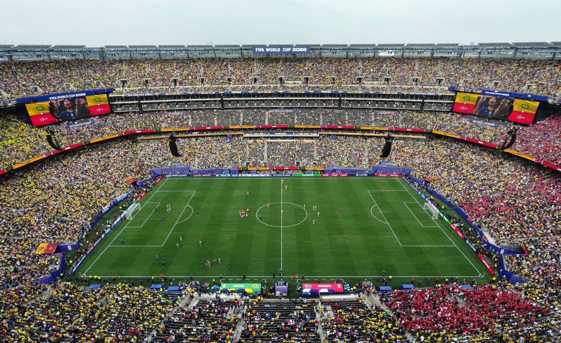 Vista geral do interior do estádio New York New Jersey antes do segundo tempo de Brasil x Noruega - 05/07/2026 (Foto: REUTERS/Omar Aziz)