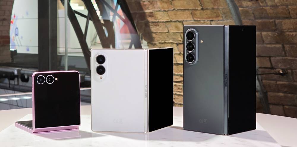 (Da esquerda) Galaxy Z Flip8, Galaxy Z Fold8 e Galaxy Z Fold8 Ultra (Foto: Divulgação)